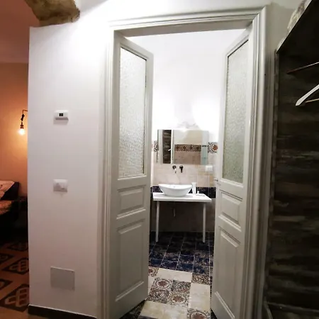 Pensión Centro Dimora Storica - Con O Senza Vasca Idromassaggio 4*
